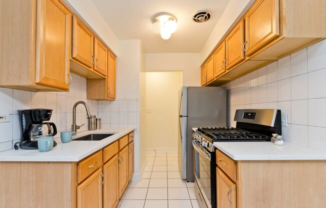 1 bed, 1 bath, $1,395, Unit 209