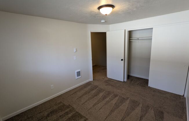 2 beds, 1.5 baths, 900 sqft, $1,425, Unit 7873