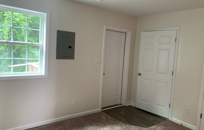 1 bed, 1 bath, 500 sqft, $895, Unit 114
