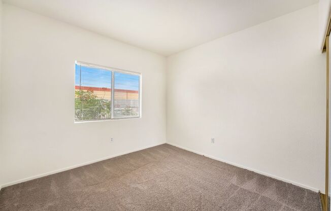 2 beds, 2 baths, $1,200, Unit # 1044