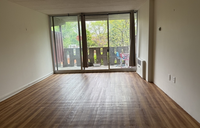 1 bed, 1 bath, 602 sqft, $2,500, Unit L25