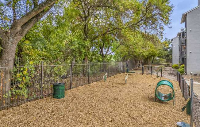 the preserve at ballantyne commons dog park