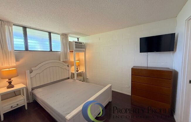 Rare 1 Bedroom Haleiwa Surf Condo - Available Now!