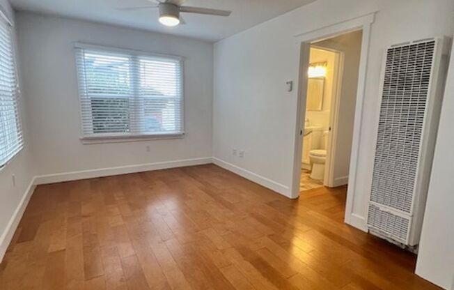 1 bed, 1 bath, 650 sqft, $3,100, Unit 249