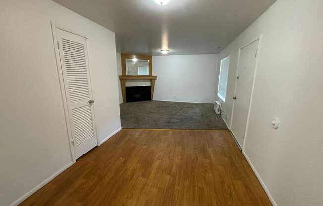 2 beds, 1 bath, 900 sqft, $1,095, Unit Unit 6