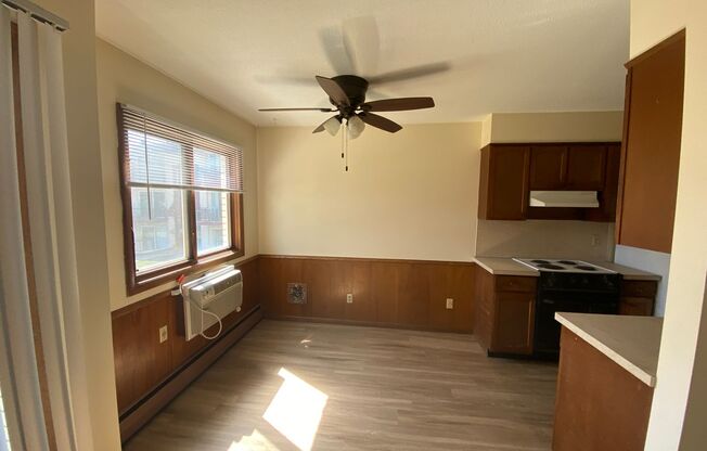 2 beds, 1 bath, 980 sqft, $1,475, Unit 7307-014