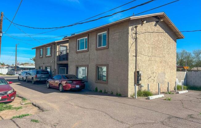 3237 W MELVIN ST