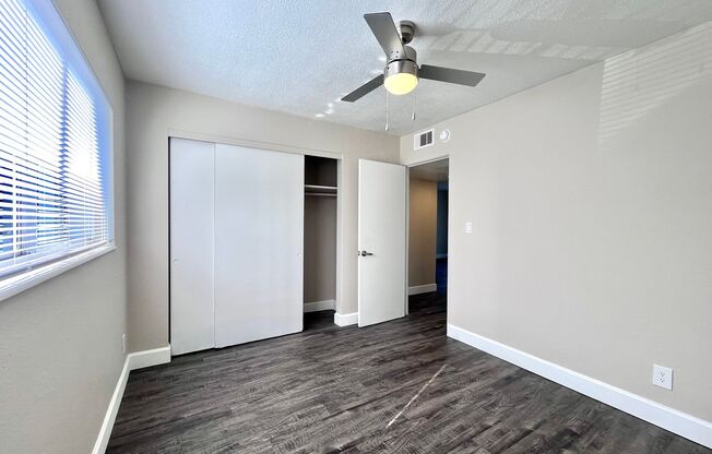2 beds, 1 bath, 900 sqft, $1,649, Unit 4100-42