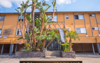 334 S. Hobart Blvd