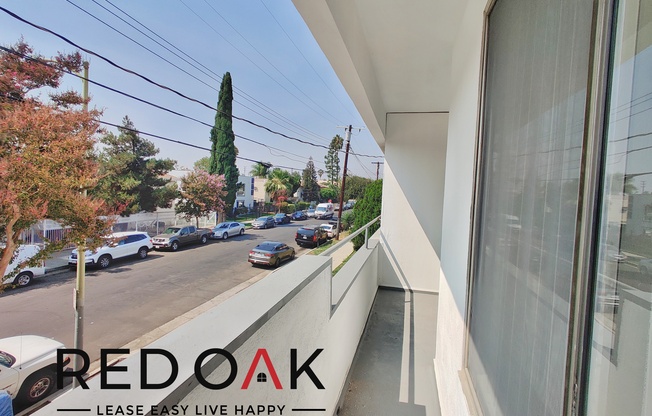 7502 Canby Ave