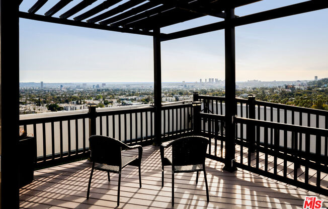 1 bed, 1 bath, 981 sqft, $3,250, Unit 101