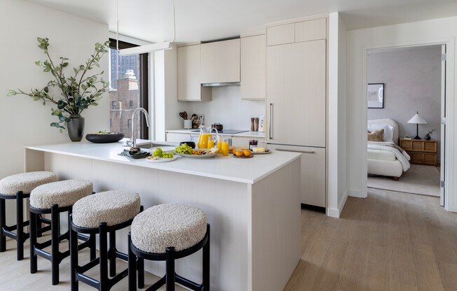 2 beds, 2 baths, $14,500, Unit PHH