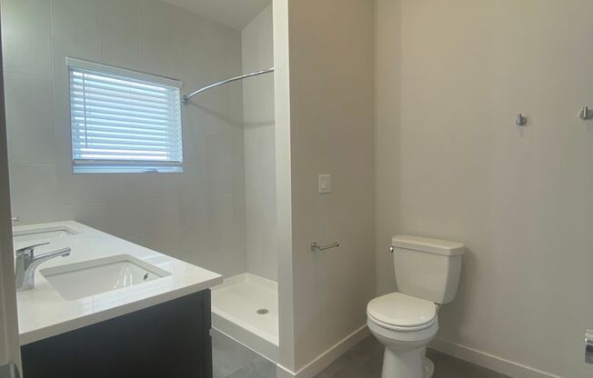 3 beds, 2 baths, $2,695