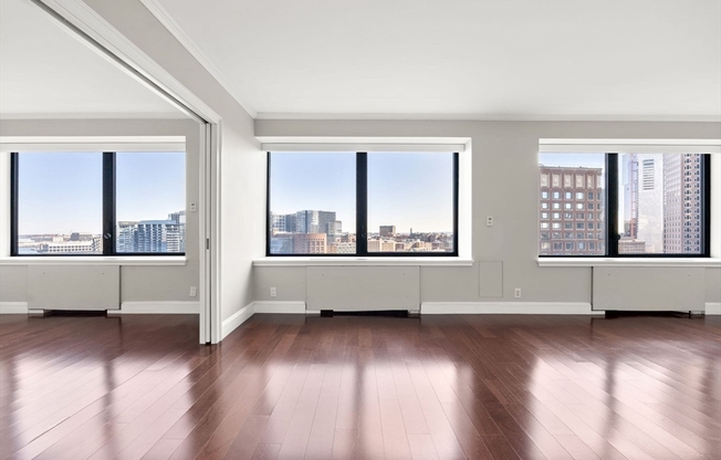 1 bed, 1 bath, 880 sqft, $4,200, Unit 15E