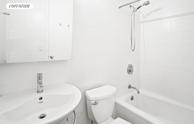 Studio, 1 bath, 460 sqft, $4,200, Unit G14H