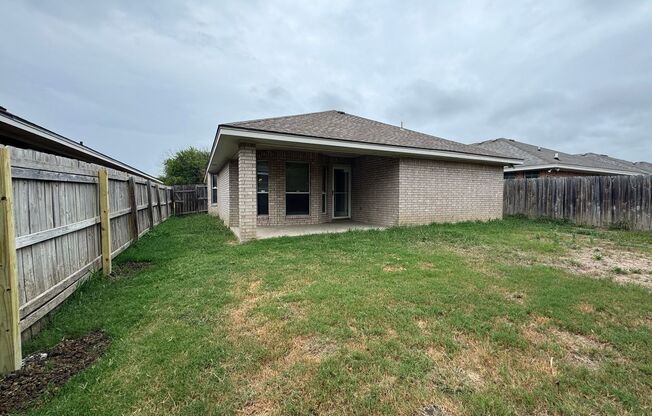 3 beds, 2 baths, $1,675