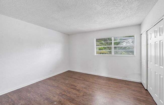 2 beds, 1 bath, 950 sqft, $1,690