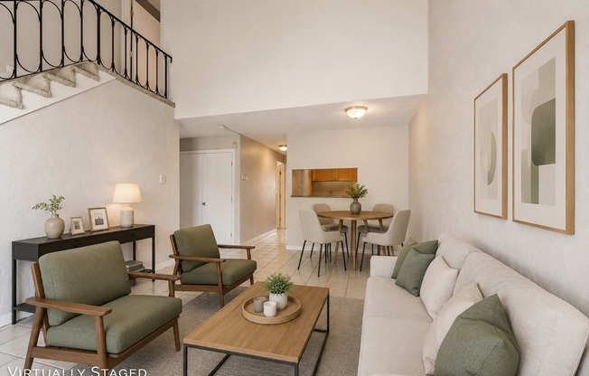 2 beds, 2 baths, 978 sqft, $2,900, Unit 5