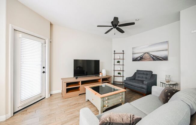 2 beds, 2 baths, $1,700