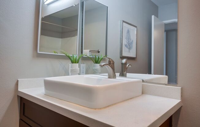 2 beds, 2 baths, 1,000 sqft, $2,595, Unit 23