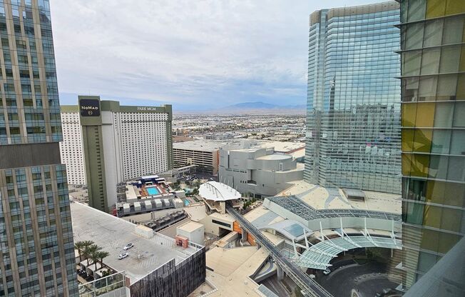 2 beds, 2 baths, $6,040, Unit # 2512