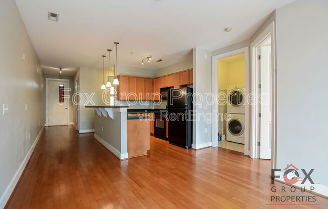 1101 W. 1st St