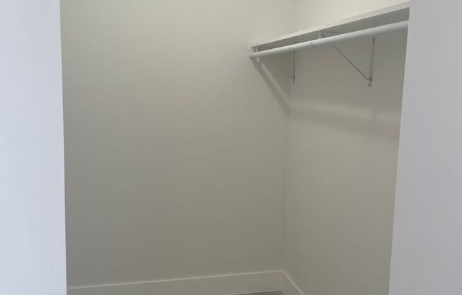 1 bed, 1 bath, 567 sqft, $2,280, Unit 11- Unit 10