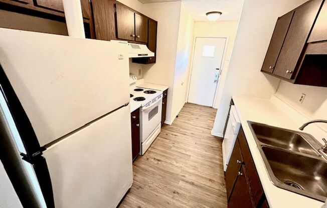 ONE BEDROOM/ONE BATH - SOUTH HUNTSVILLE LOCATION!