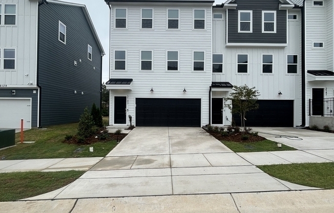 2143 GROUSE SKI CIR