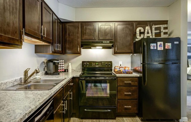 Fully Equipped Kitchen at Glen at Burnsville, Burnsville 