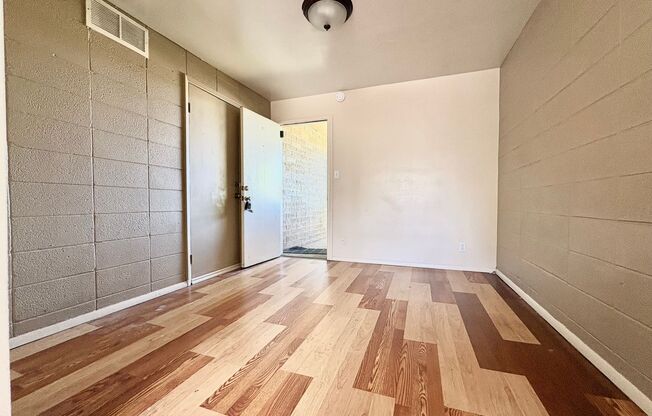 X1-Cheyenne Apartments