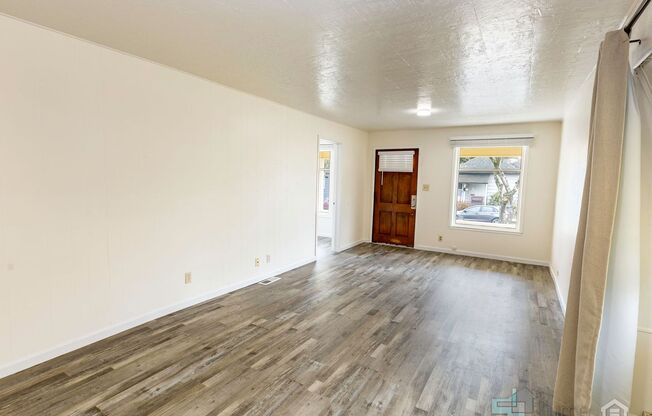 Charming Multi-Unit Living in Prime Northeast Salem Location