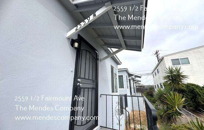 2559 1/2 FAIRMOUNT AVE