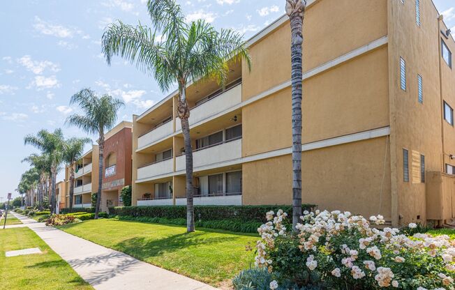 Terraces at the Oaks Apartments