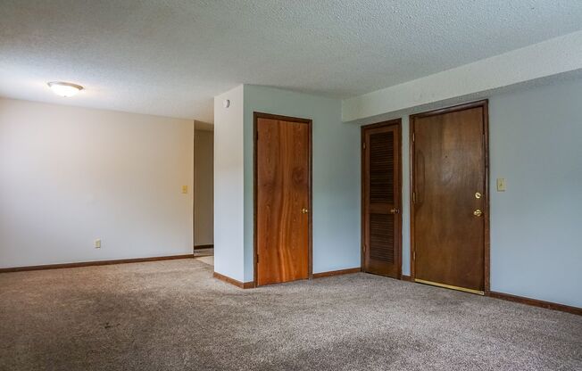 1 bed, 1 bath, 736 sqft, $750, Unit Unit 1