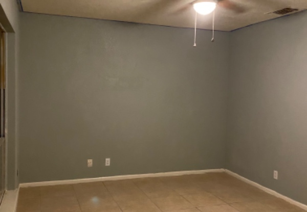 12326 Trailing Oaks St