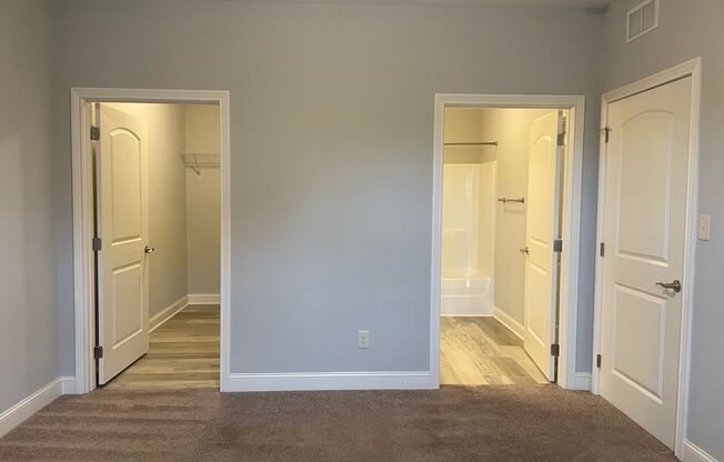 1 bed, 1 bath, 848 sqft, $775, Unit 31