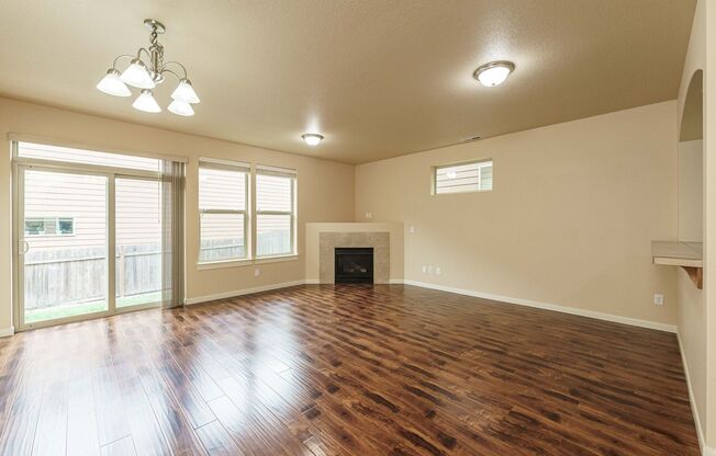 $1000 Year End Savings - Ask Us How! Convenient Location 3 Bedroom 2.5 Bathroom with Fence Back Yard