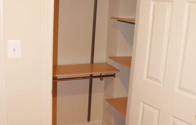 2 beds, 1 bath, 742 sqft, $2,500, Unit 114