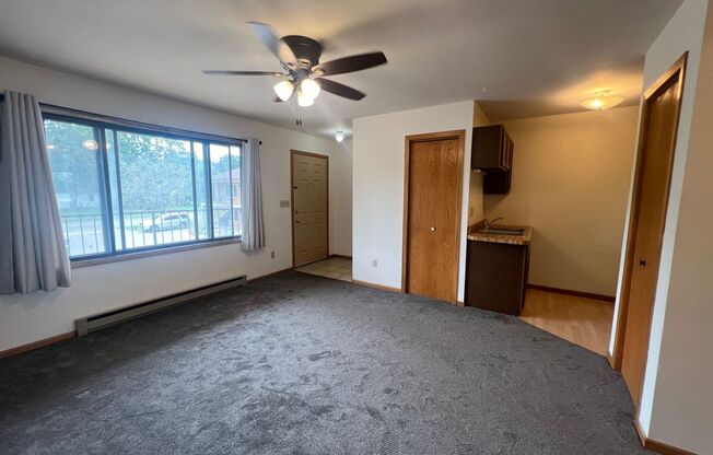 1 bed, 1 bath, 455 sqft, $900, Unit A221-18