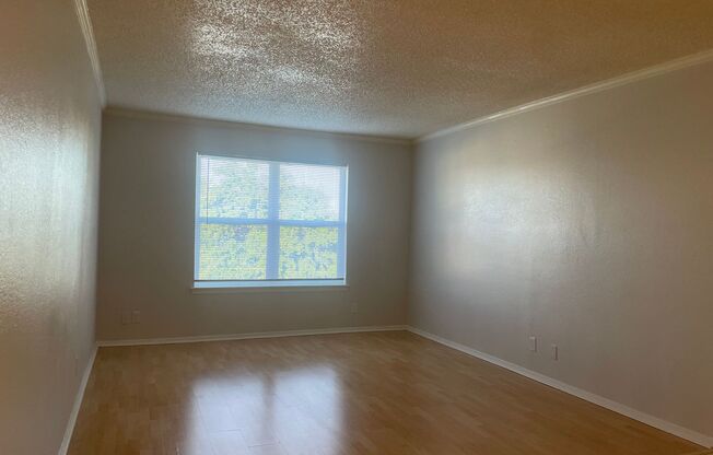 1 bed, 1 bath, 750 sqft, $1,135, Unit ABB-2-305