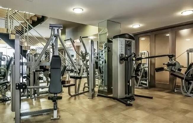 Studio, 1 bath, 613 sqft, $3,950, Unit 3F