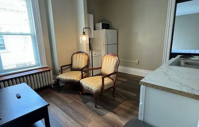 440 west 10th Street