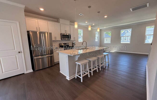 329 DEERCROFT DR
