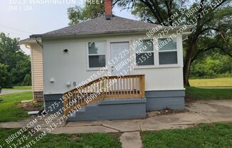 2 beds, 1 bath, $975