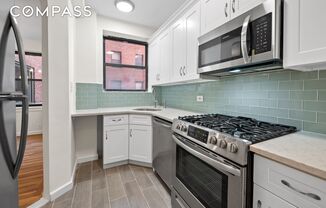 2 beds, 2 baths, $4,350, Unit 3D