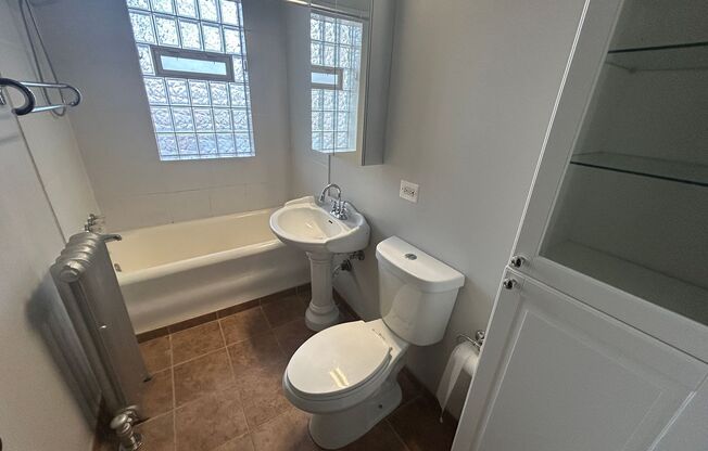 7422 West Madison Street