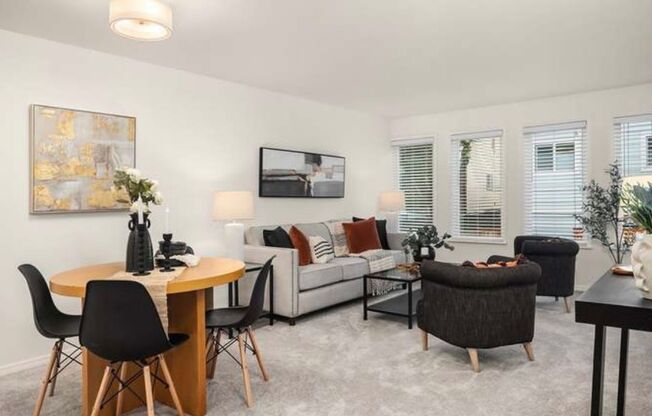 Welcome Home 2 bd/1 ba Condo Close to everything!  - Parking Included!