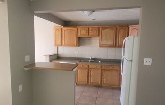 2 beds, 1 bath, $1,400, Unit 1A