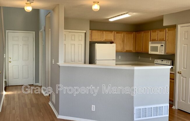 1214 S ZENO WAY